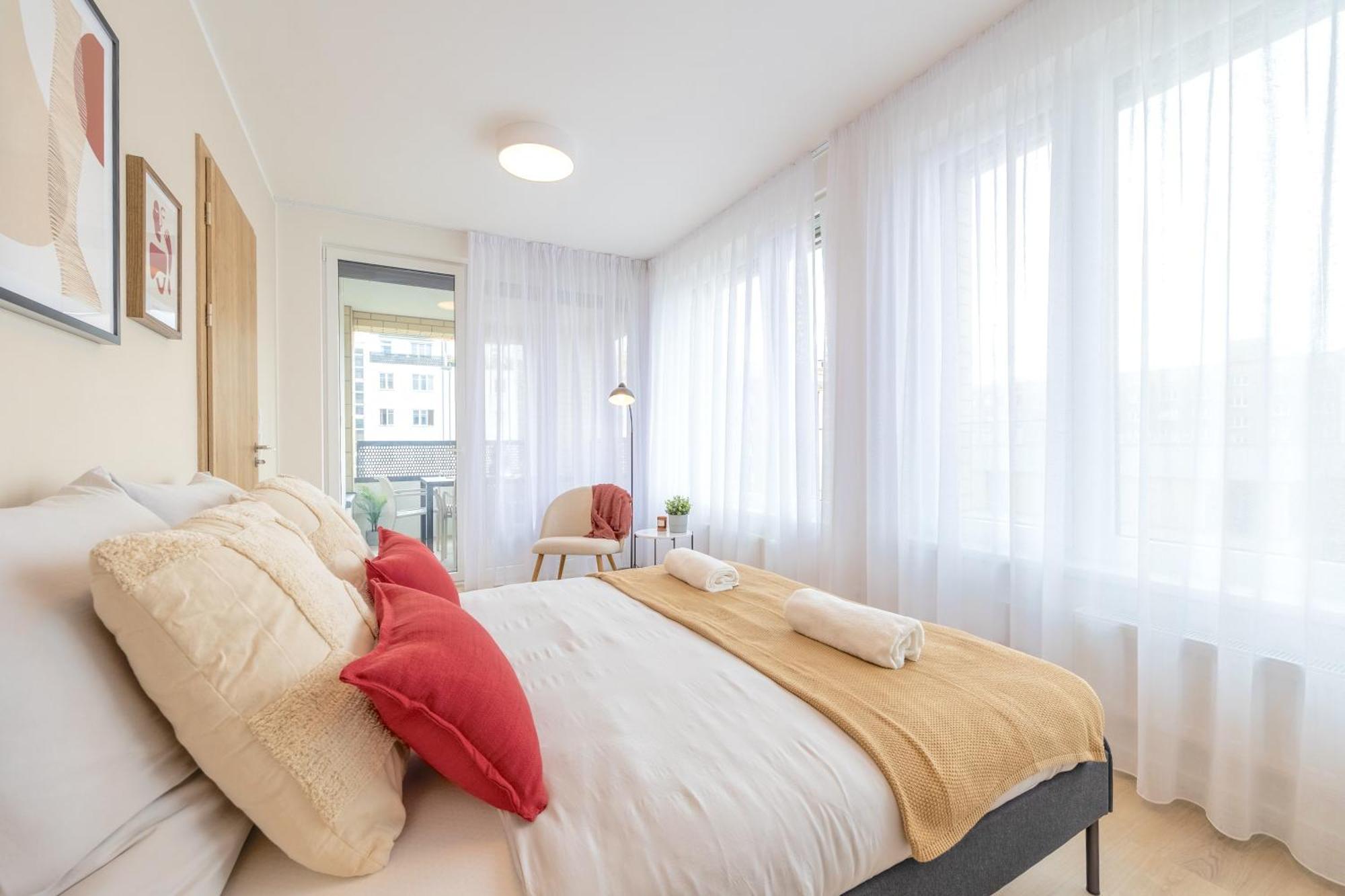 Apartamento Bright 2Br - 5Th Floor, Balcony, Free Parking By Gravity Praga Exterior foto