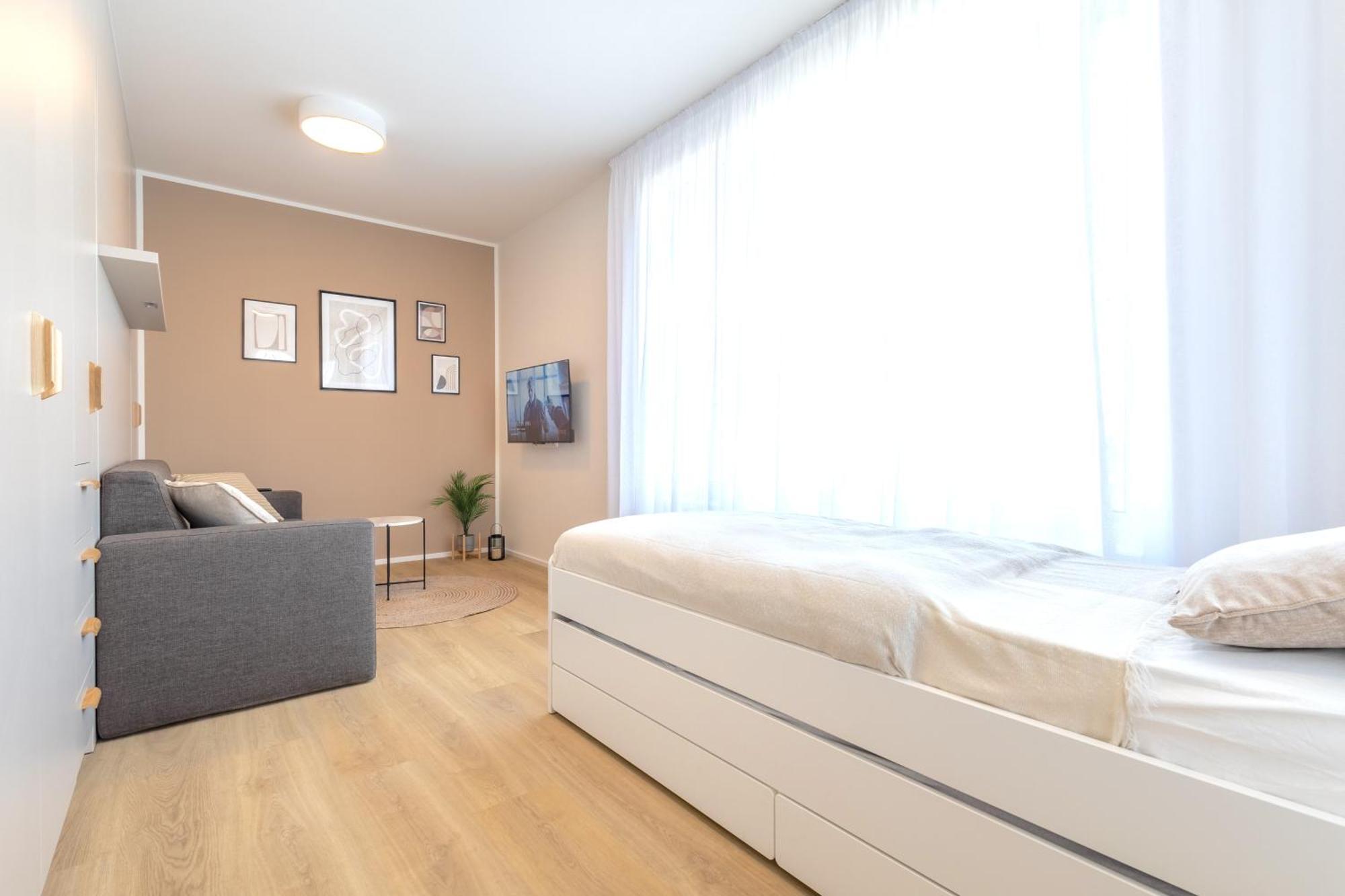 Apartamento Bright 2Br - 5Th Floor, Balcony, Free Parking By Gravity Praga Exterior foto